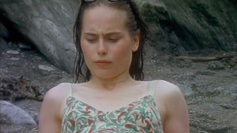 Pic: Tara Fitzgerald in The Camomile Lawn