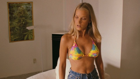 Pic: Bridget Fonda in Jackie Brown