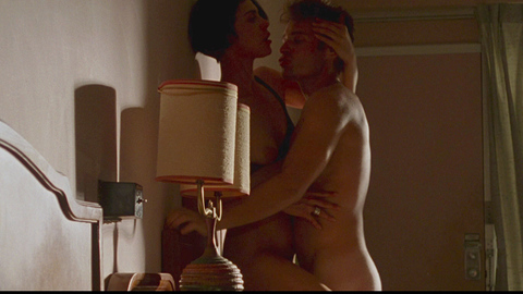 Pic: Michelle Forbes in Kalifornia