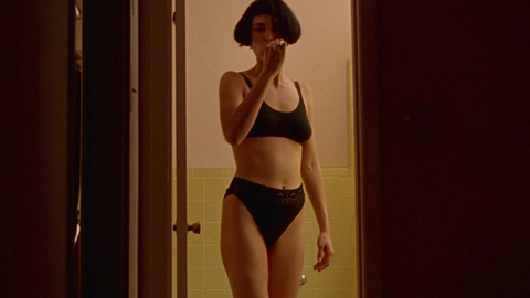 Pic: Michelle Forbes in Kalifornia