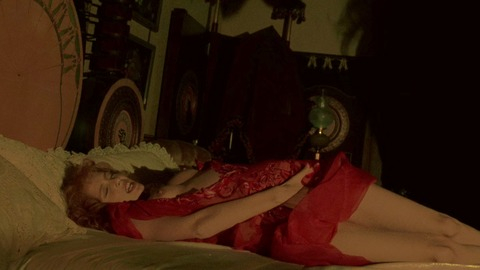 Pic: Sadie Frost in Dracula