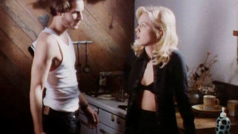 Pic: Jennie Garth in An Unfinished Affair