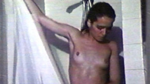 Pic: Valeria Golino in Piccoli fuochi