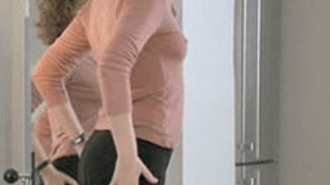 Pic: Valeria Golino in 36 Quai des Orfèvres