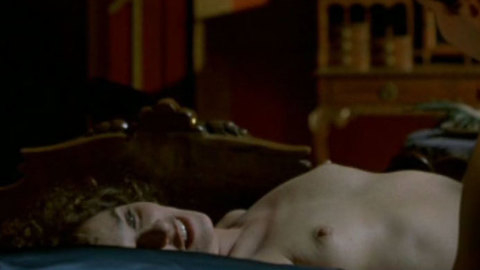 Pic: Valeria Golino in Il sole nero