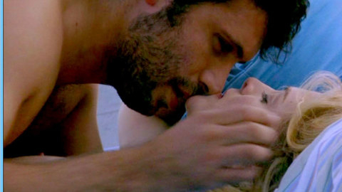 Pic: Heather Graham in Broken