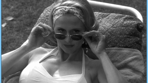 Pic: Andrea Thompson in A Gun, a Car, a Blonde