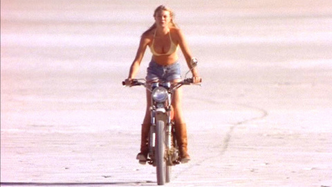 Pic: Peta Wilson in Vanishing Point