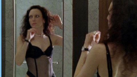 Pic: Bebe Neuwirth in Game 6