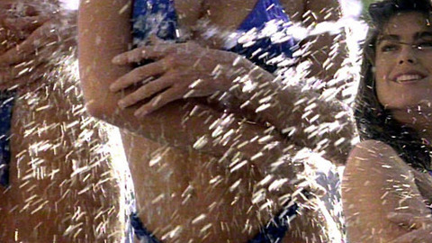 Pic: Kathy Ireland in Sports Illustrated: Swimsuit 1989
