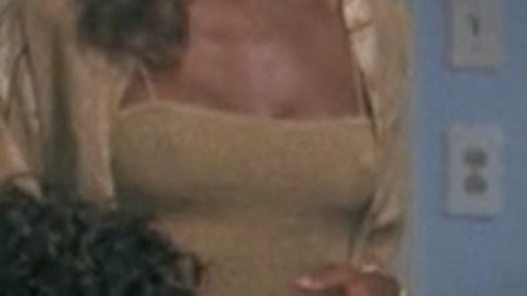 Pic: Beverly Johnson in Loaded Weapon 1