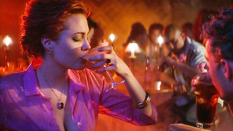 Pic: Angelina Jolie in Playing by Heart