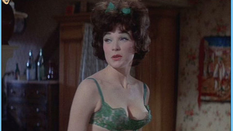 Pic: Shirley MacLaine in Irma la Douce (1963)