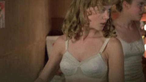 Pic: Nicole Kidman in Flirting (1992)