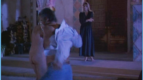 Pic: Sally Kirkland in Cheatin' Hearts