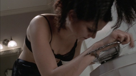 Pic: Mia Kirshner in New Best Friend