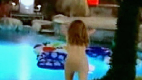 Pic: Tawny Kitaen in The Surreal Life