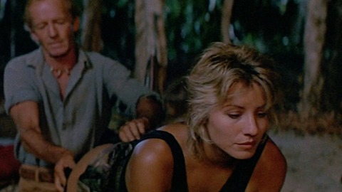 Pic: Linda Kozlowski in Crocodile Dundee