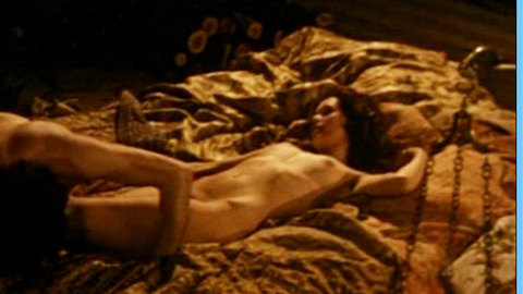 Pic: Sylvia Kristel in Une femme fidèle