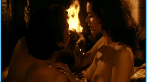 Pic: Sylvia Kristel in Une femme fidèle