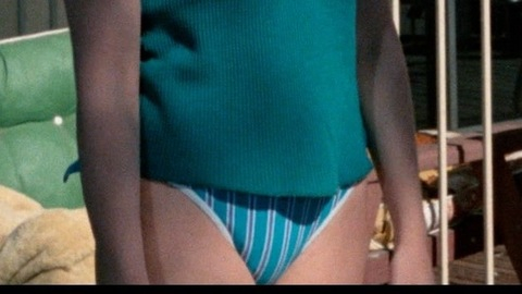 Pic: Jennifer Jason Leigh in Fast Times at Ridgemont High