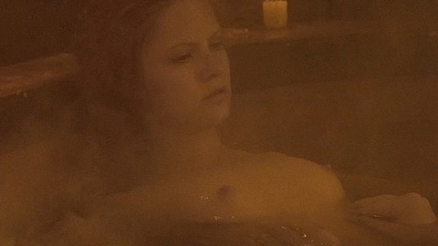 Pic: Jennifer Jason Leigh in Flesh + Blood