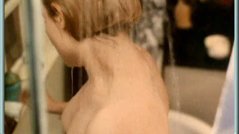 Pic: Jennifer Jason Leigh in Heart of Midnight