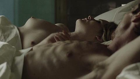 Pic: Jennifer Jason Leigh in The Machinist