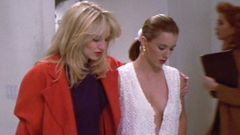 Pic: Téa Leoni in Switch