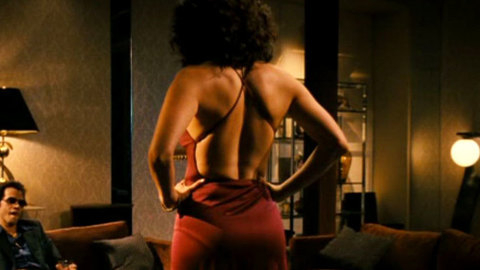 Pic: Jennifer Lopez in El cantante