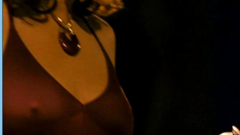 Pic: Jennifer Lopez in El cantante