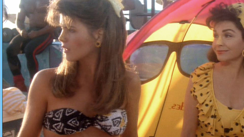 Pic: Lori Loughlin in Back to the Beach