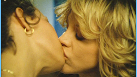 Pic: Courtney Love in Julie Johnson