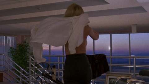 Pic: Kelly Lynch in Desperate Hours