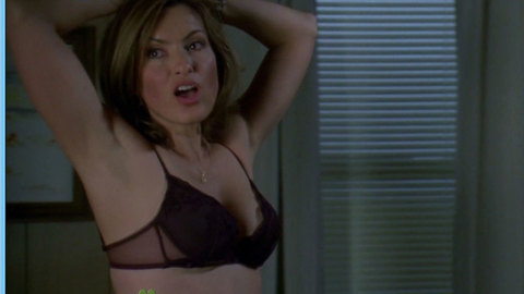 Pic: Mariska Hargitay in Law & Order: Special Victims Unit