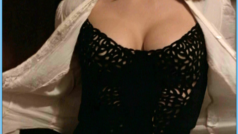 Pic: Laura Harring in Derailed