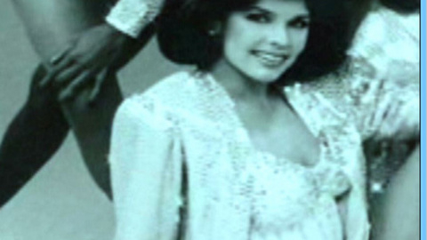 Pic: Teri Hatcher in E! True Hollywood Story