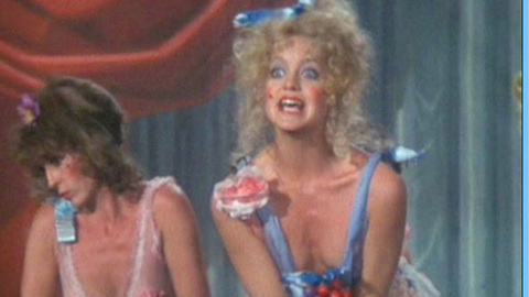Pic: Goldie Hawn in The Duchess and the Dirtwater Fox