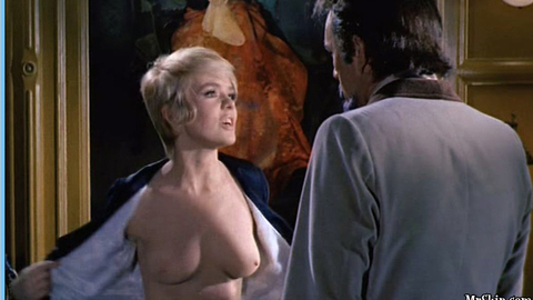 Pic: Joey Heatherton in Bluebeard