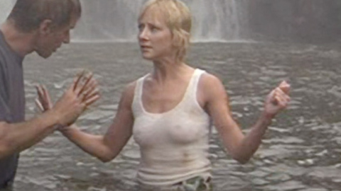Pic: Anne Heche in Six Days Seven Nights