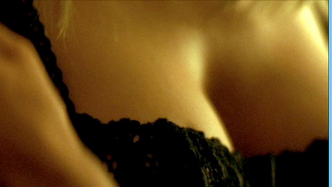 Pic: Natasha Henstridge in Steal