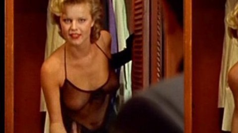 Pic: Eva Herzigova in Les anges gardiens (1995)