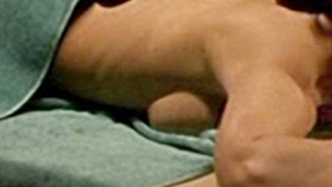 Pic: Jennifer Love-Hewitt in The Truth About Love