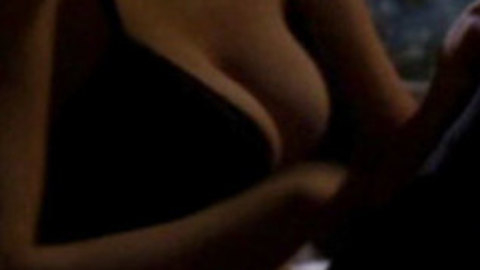 Pic: Jennifer Love-Hewitt in Ghost Whisperer