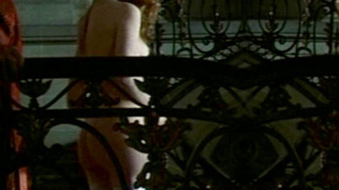 Pic: Isabelle Huppert in La dame aux camélias