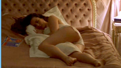 Pic: Andie MacDowell in Object of Beauty