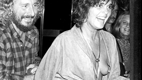 Pic: Ali MacGraw in Smash His Camera