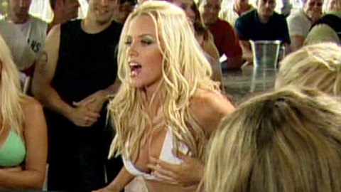 Pic: Jenny McCarthy in Party at the Palms