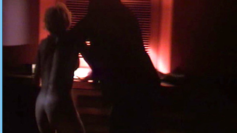 Pic: Kelly McGillis in Cat Chaser