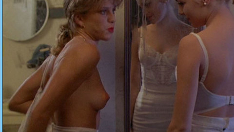 Pic: Kristy McNichol in Two Moon Junction